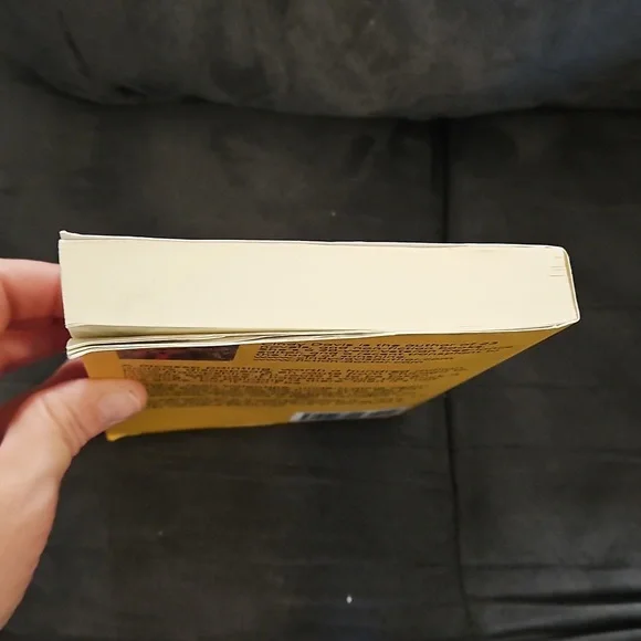 On The Hook Smith & Westen Mysteries Book 1 By Cindy Davis Paperback 315 Pages - Picture 4 of 8